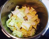 ベーコンの出汁が染みた♡大根と白菜の煮物作り方4写真