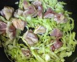 キャベツと鶏の巣ごもり卵作り方2写真