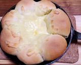 スキレットでとろけるチーズパン♡朝食にも作り方6写真