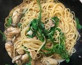 牡蠣と春菊のパスタ ペペロンチーノ作り方12写真