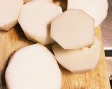 簡単美味しい♡里芋トマトカレーチーズ焼き作り方1写真