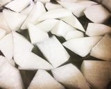 大根と豚バラ肉の煮物作り方1写真