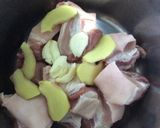 豚ばら梨ジャム煮作り方3写真