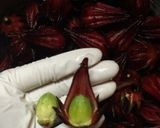 ローゼルのはちみつジャム♬作り方1写真