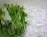 新たまねぎ♪豆腐とねぎとろのサラダ作り方1写真