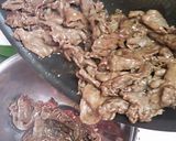 レタスと牛こま炒め・汁うまし!作り方2写真