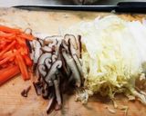 たっぷり野菜と春雨の中華スープ作り方4写真
