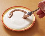 ヨーグルトアート　チョコモンキー作り方3写真