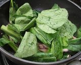イカとブロッコリーとチンゲン菜の炒め物作り方5写真