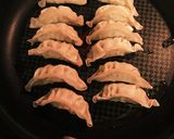 皮パリ☆ジューシー☆美味しい餃子の焼き方作り方2写真