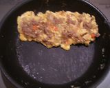 ひき肉と玉ねぎのオムレツ作り方2写真