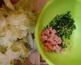 パラパラを目指したレタスチャーハン作り方1写真