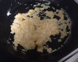 残り物で簡単に☆ピリ辛な三色丼作り方2写真