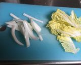 創味シャンタンでお味噌汁作り方1写真