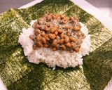 納豆とゆかりのおにぎらず。作り方2写真