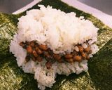 納豆とゆかりのおにぎらず。作り方3写真
