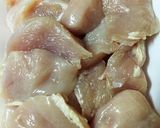 鶏胸肉のパン粉焼き☆バジルトマトソース作り方3写真