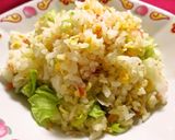 手軽で美味☆カニカマとレタスの炒飯作り方6写真