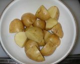 新じゃがでカレー風味肉じゃが！作り方1写真
