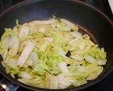 簡単！白菜とアジフライの焦がし醬油和え作り方1写真