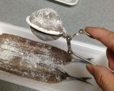 粉のかけ方がワザあり！な、さんまの蒲焼き作り方3写真