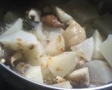 聖護院だいこんと鶏もも肉の煮物作り方6写真