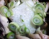 ☆コンビニおにぎりで超簡単雑炊☆作り方1写真