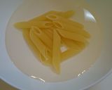 チキンとペンネのグラタン作り方1写真