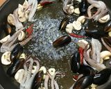パエリア詰めイカのアヒージョ作り方5写真