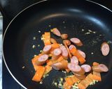 もやしとウインナーのガリバタ炒め☆作り方3写真