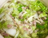 白菜・しめじ・ベーコンのあっさりスープ♬作り方3写真