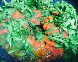 朝食に簡単フライパンで♡春菊のココット作り方1写真