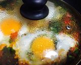 朝食に簡単フライパンで♡春菊のココット作り方4写真