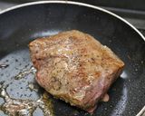 豚ロース肉とラ・フランスのソテー作り方4写真