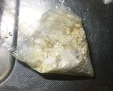薄力粉をフライパンで手軽簡単にピザ作り方1写真