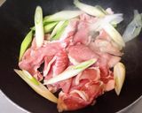 失敗無し！豚ロースと長ネギの生姜焼き★作り方2写真