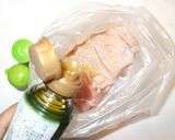 簡単鶏もも肉のトマト煮♪クリスマスの夕食作り方2写真