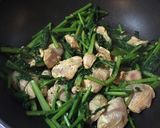 かぶの葉と鶏胸肉のスパイシー炒め作り方5写真