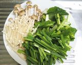 調理師さんの小松菜と豚肉のゴマ味噌炒め作り方1写真