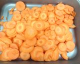 食品野菜乾燥機で干し人参作り作り方1写真