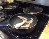 酸菜鴨掌湯（鴨ガラスープ）作り方3写真
