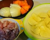 鶏肉じゃが煮込み✨作り方1写真