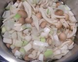 料亭の味で、おせちに合う具沢山味噌汁を作り方3写真