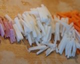 【おみそ汁】蓮根と人参ハムのお味噌汁作り方1写真
