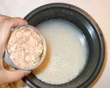簡単!エビとツナの朝ごはん♪ピラフ炊飯器作り方2写真