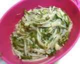 水菜と味付めかぶの水きりヨーグルトサラダ作り方3写真