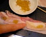 ビールぐいぐい♪　ぐるぐるブタバラちゃん作り方1写真