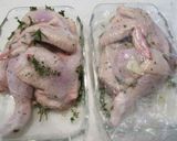 丸鶏を半分に切って焼くローストチキン作り方1写真