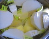 カブとチキンの豆乳クリーム煮込み作り方3写真