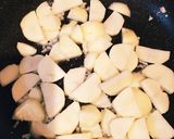 れんこんとじゃがいものガーリック炒め♪作り方2写真